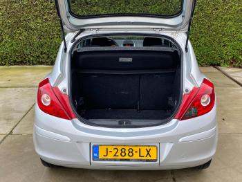 Opel Corsa 1.0-12V Selection | Geintegreerde Fietsendrager | Airco