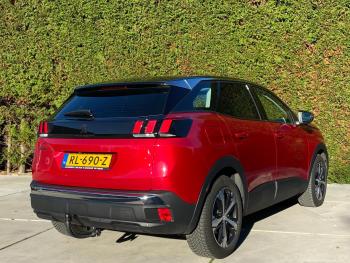 Peugeot 3008 1.2 PureTech Blue Lease Executive | Automaat | Apple Android Carplay